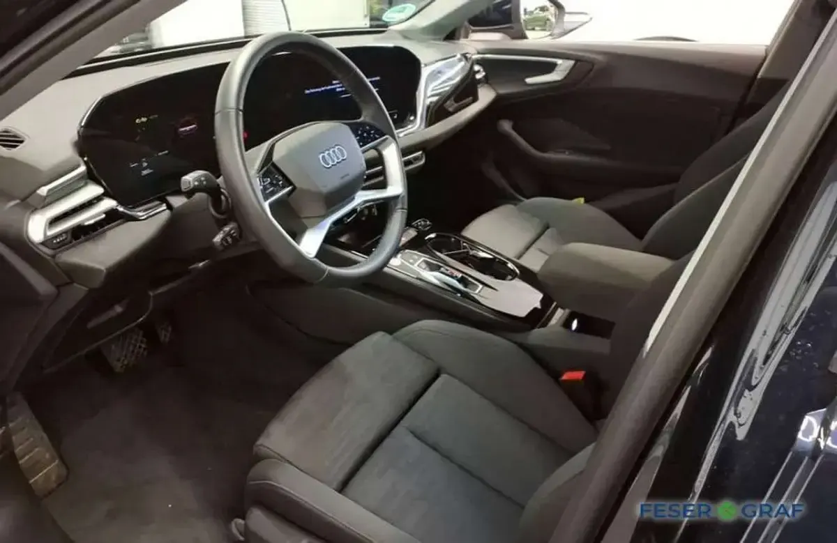 Gebraucht Audi A5 Sport 204 PS (150 kW) 2025 Blau Kombi