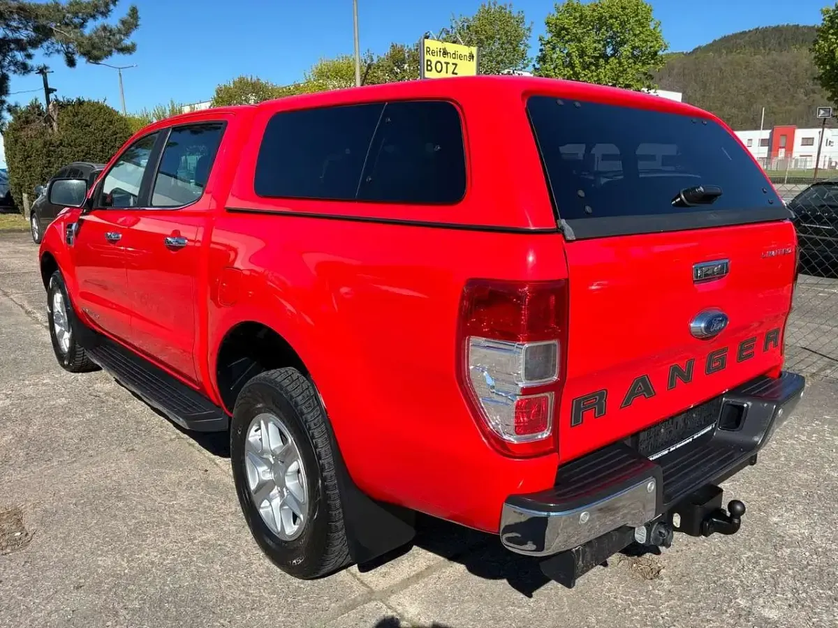 Gebraucht Ford Ranger Limited 212 PS (155 kW) 2021 Race red Pickup