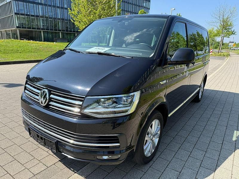 Gebraucht VW Multivan Highline 204 PS (150 kW) 2016 Deep black perleffekt Van