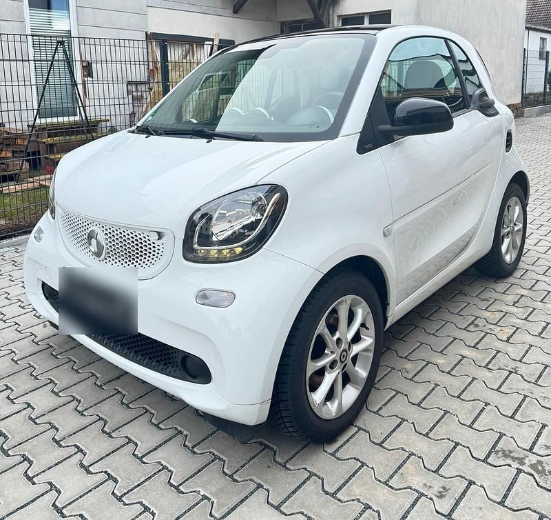 Gebraucht Smart ForTwo Coupé Passion 71 PS (52 kW) 2015 Weiß Coupé