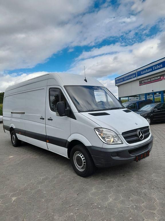 Gebraucht Mercedes Sprinter 129 PS (94 kW) 2011 Arktikweiss Van