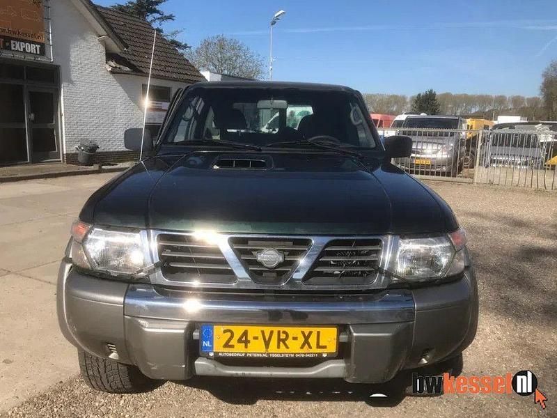 Gebraucht Nissan Patrol 158 PS (116 kW) 2000 Grün SUV
