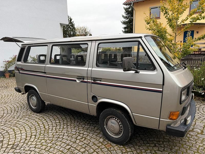 Gebraucht VW T3 92 PS (67 kW) 1989 Silber Van