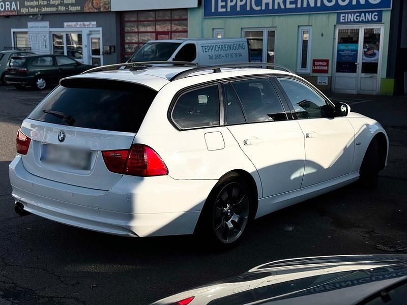Second-hand BMW 325 197 CP (144 kW) 2009 Alb Break