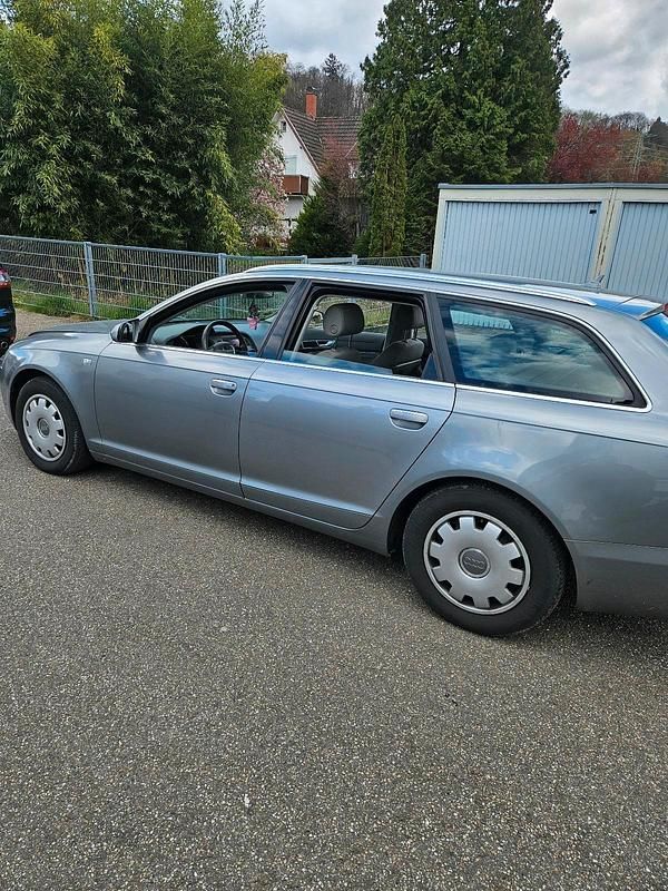 Usado Audi A6 180 HP (132 kW) 2007 Prateado Carrinha