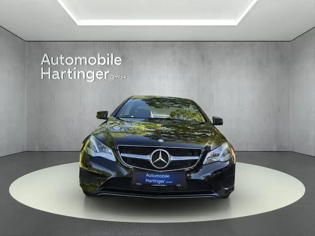 Second-hand Mercedes E200 184 CP (135 kW) 2014 Negru Coupe