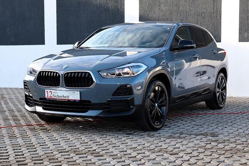 Grau Gebraucht 2022 BMW X2 Advantage SUV | 27.500 € (Etwas zu teuer) - Bild 1/4