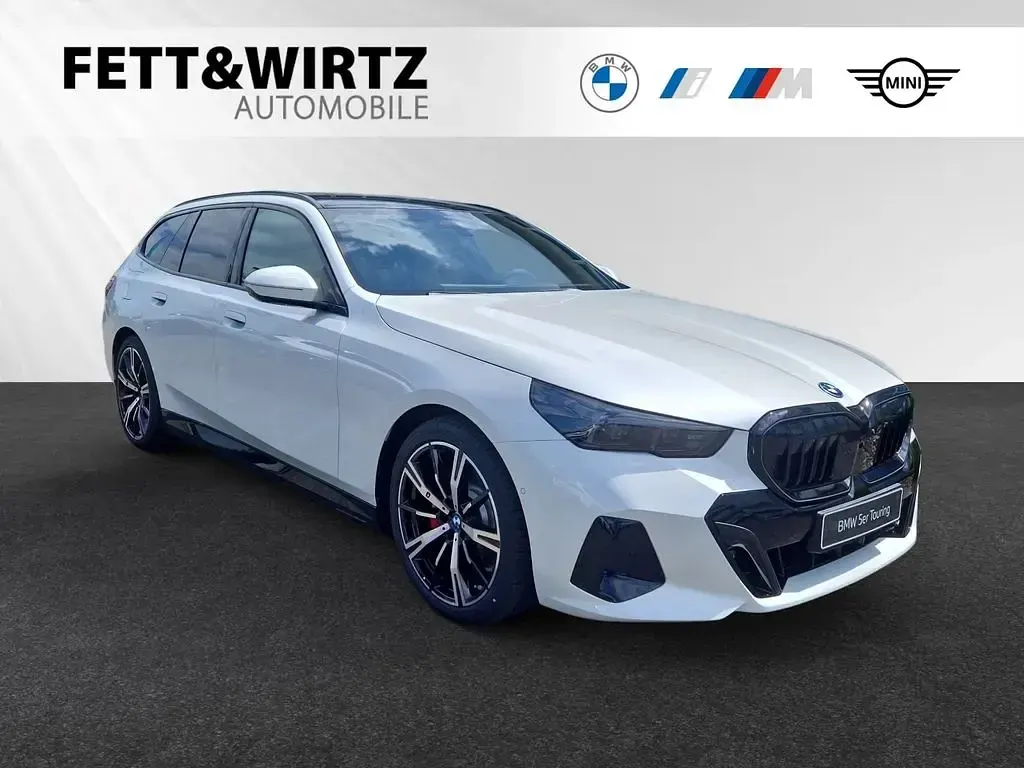 Gebraucht BMW 530e M Sport 299 PS (219 kW) 2026 Kombi