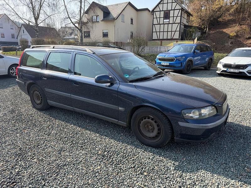 Gebraucht Volvo V70 140 PS (102 kW) 2001 Blau Kombi