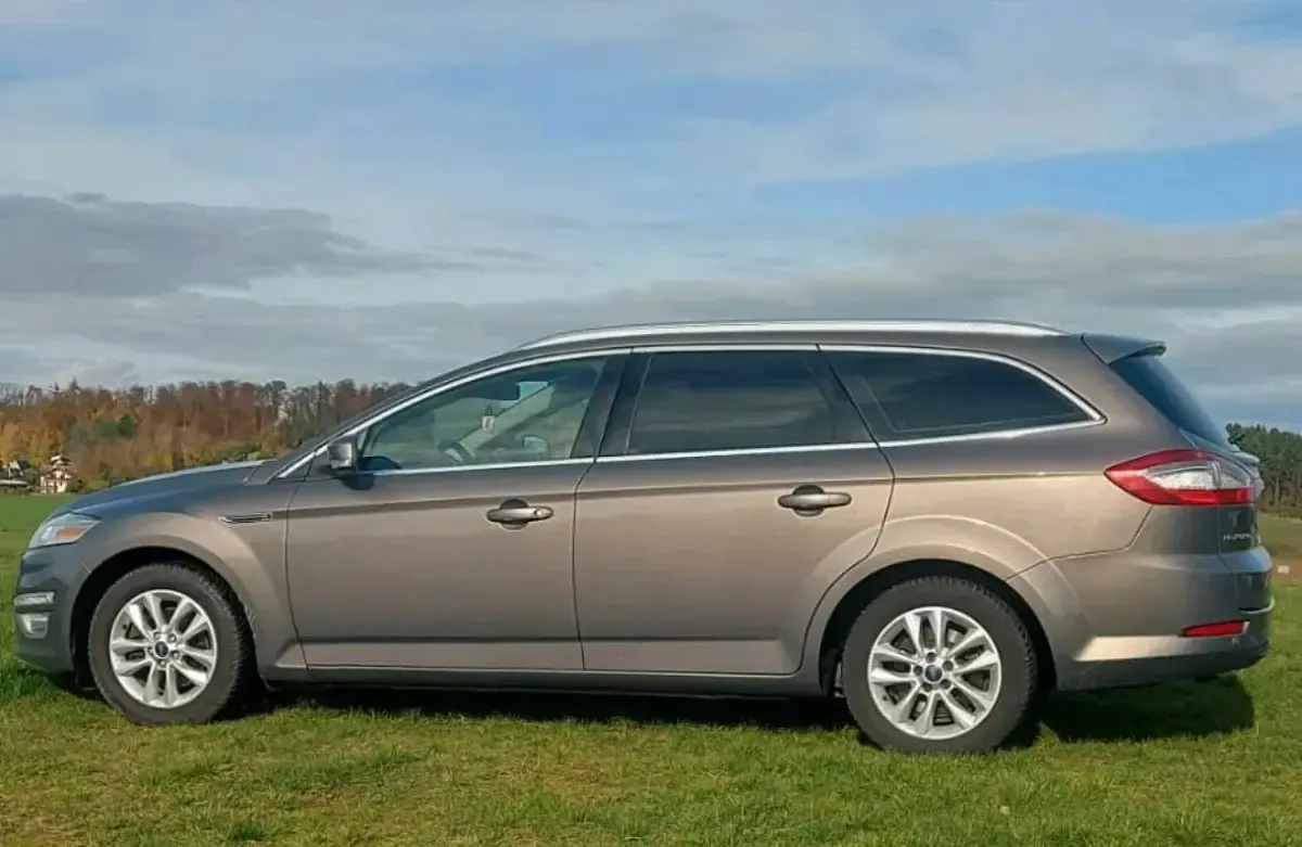 Gebraucht Ford Mondeo 163 PS (119 kW) 2014 Kombi
