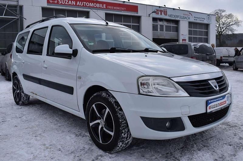 Gebraucht Dacia Logan Lauréate 87 PS (63 kW) 2009 Gletscherweiss Kombi