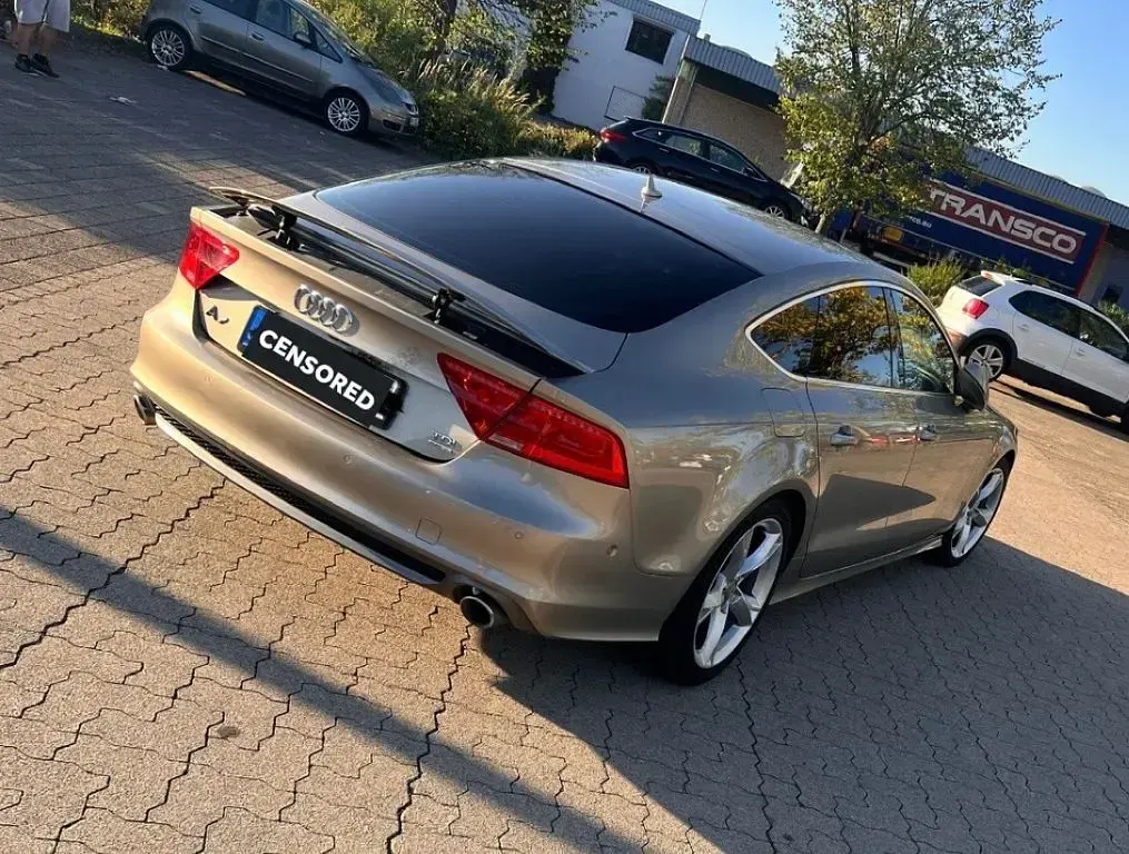 Gebraucht Audi A7 Sportback Ambiente 245 PS (180 kW) 2011 Gold Kleinwagen