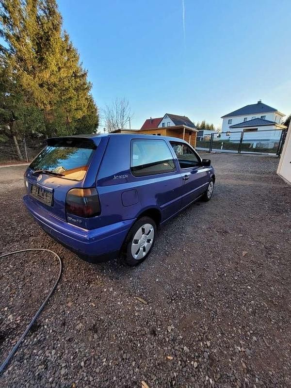 Gebraucht VW Golf III 60 PS (44 kW) 1997 Blau Limousine