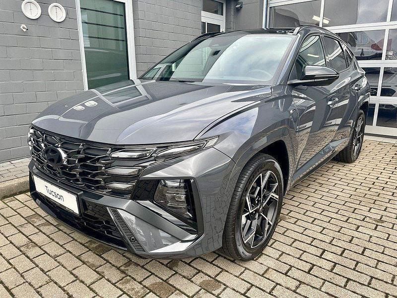 Grau Neu 2025 Hyundai Tucson N Line SUV | 36.999 € (Fairer Preis) - Bild 1/4
