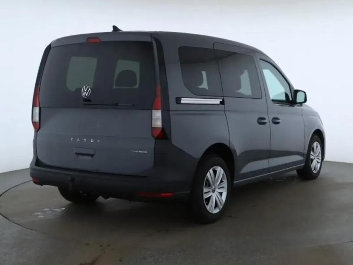 Gebraucht VW Caddy Basis 150 PS (110 kW) 2025 Grau Van / Kleinbus