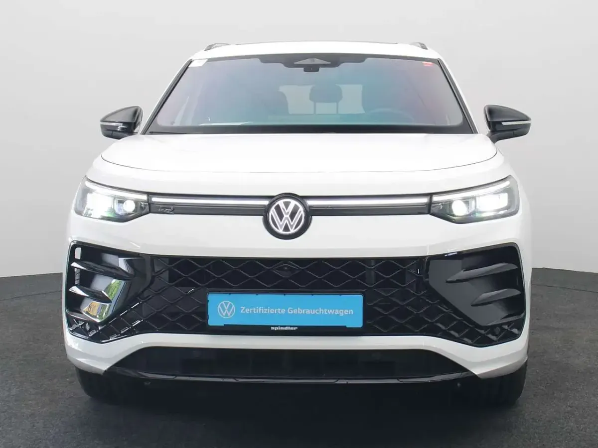Gebraucht VW Tayron R-line 272 PS (200 kW) 2025 Pure white SUV