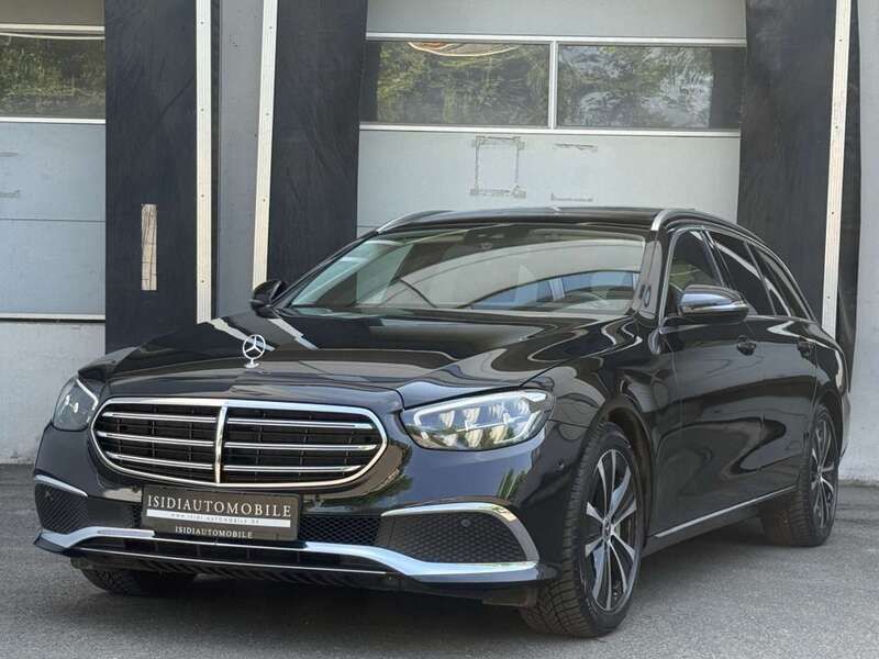 Obsidianschwarz Gebraucht 2021 Mercedes E400 Avantgarde Kombi | 34.900 € (Guter Preis) - Bild 1/4