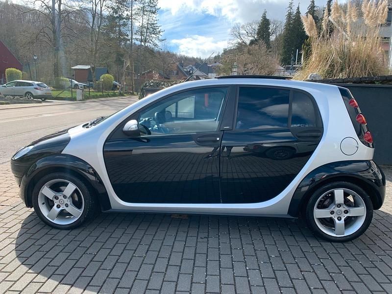 Gebraucht Smart ForFour 109 PS (80 kW) 2005 Schwarz Kleinwagen