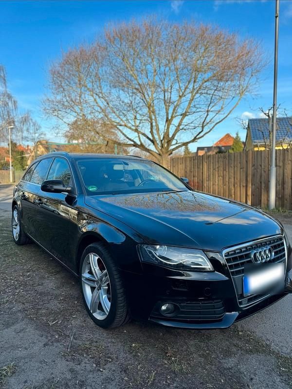 Gebraucht Audi A4 S-Line 143 PS (105 kW) 2011 Schwarz Kombi