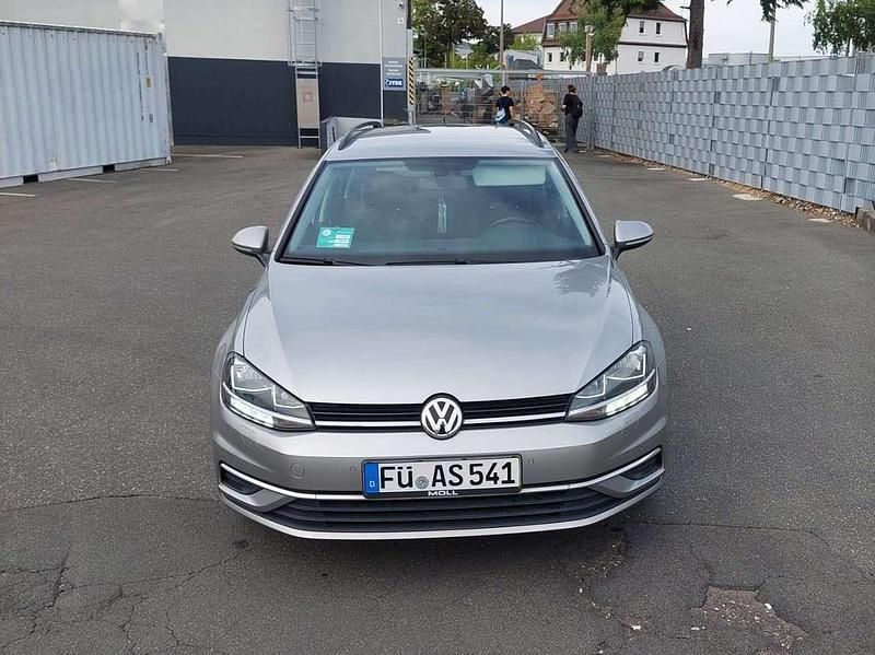 Grau Gebraucht 2017 VW Golf VII Kombi | 14.500 € (Fairer Preis) - Bild 1/4