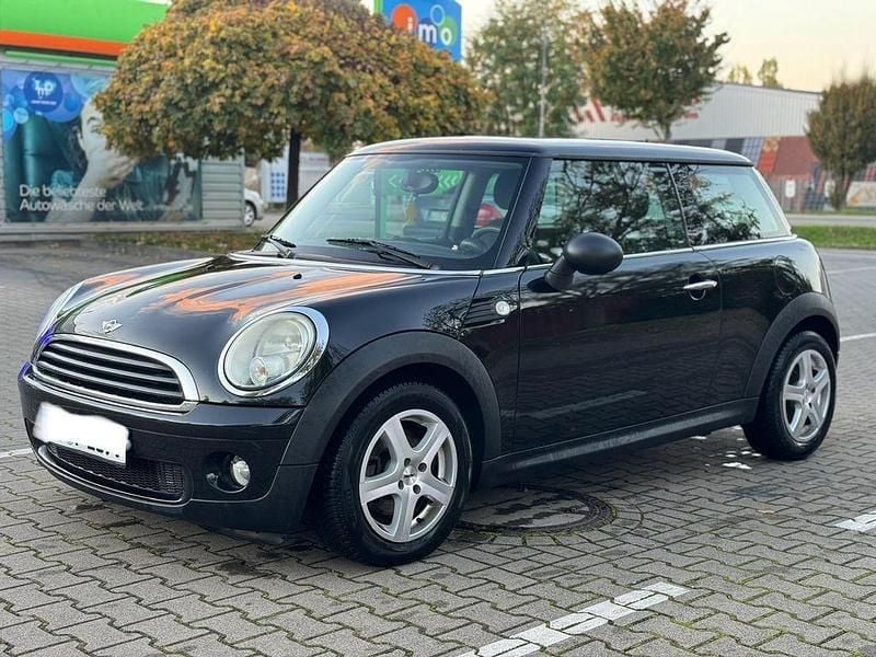 Gebraucht Mini ONE 75 PS (55 kW) 2009 Schwarz Kleinwagen
