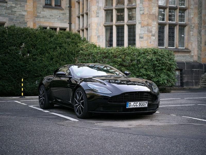 Gebraucht Aston Martin DB11 510 PS (375 kW) 2020 Schwarz