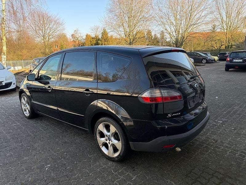 Gebraucht Ford S-MAX Trend 131 PS (96 kW) 2007 Schwarz Van / Kleinbus