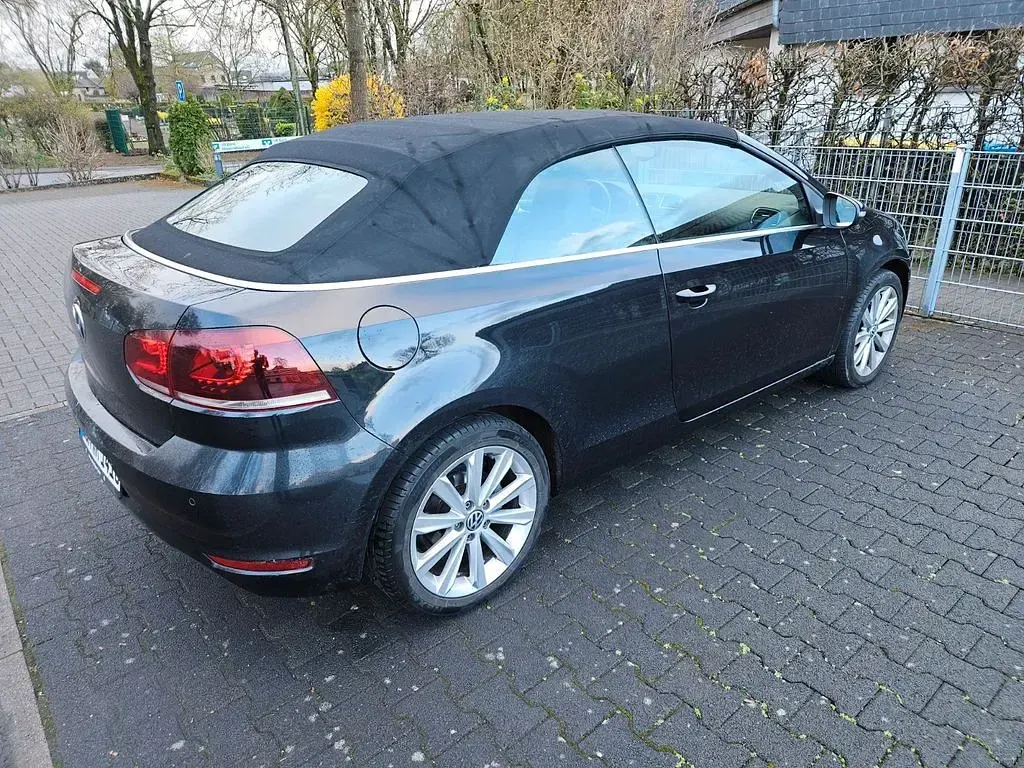 Gebraucht VW Golf Cabriolet Exclusive 160 PS (117 kW) 2012 Schwarz Cabrio