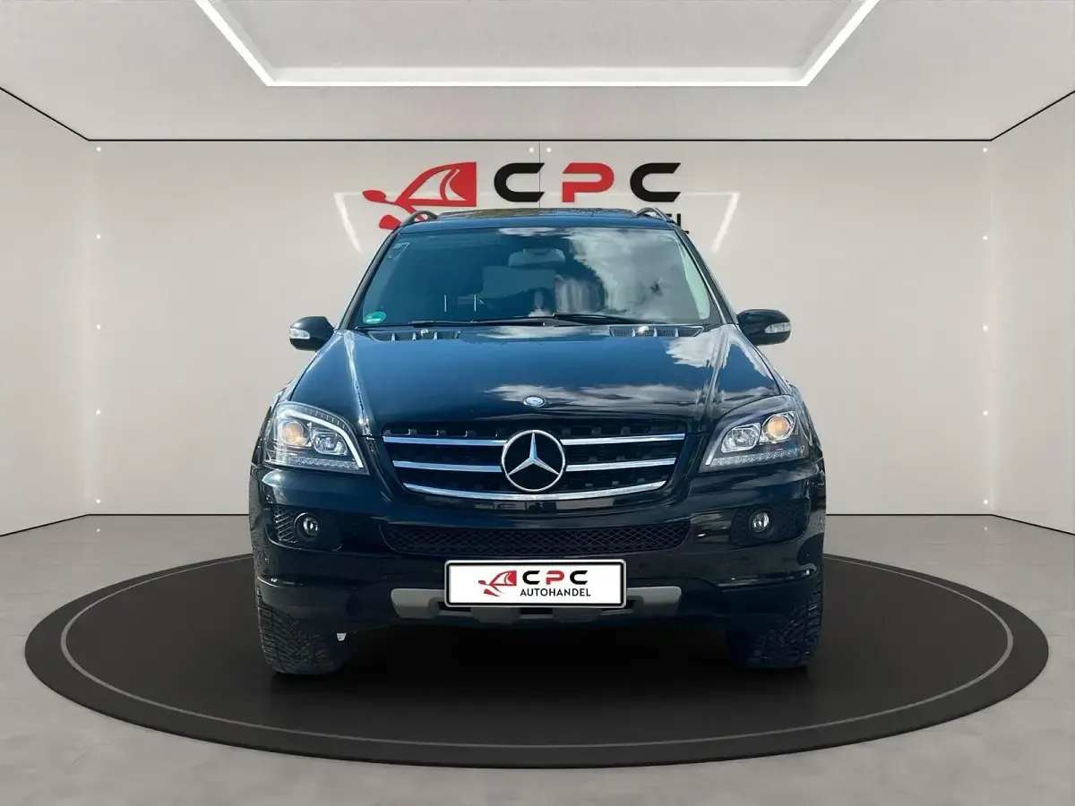 Gebraucht Mercedes ML350 272 PS (200 kW) 2006 Schwarz SUV