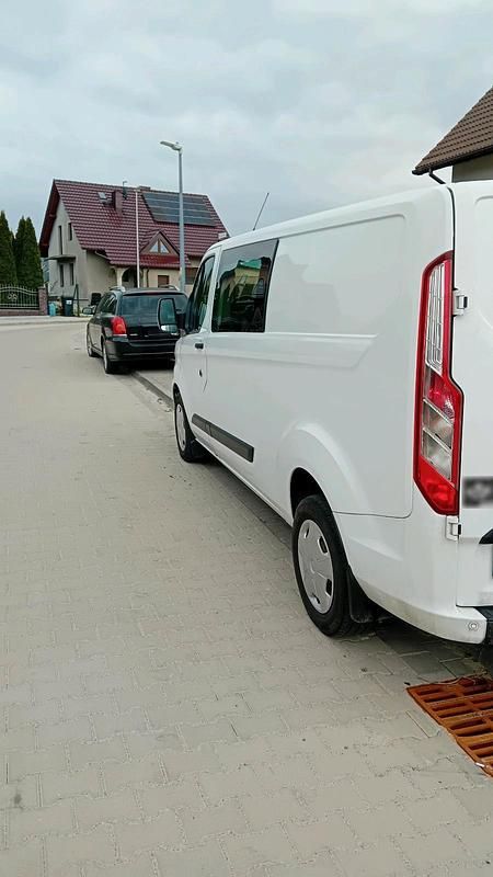 Gebraucht Ford Transit Custom 130 PS (95 kW) 2021 Weiß Van / Kleinbus