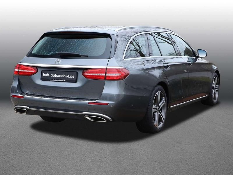 Gebraucht Mercedes E200 Avantgarde 197 PS (144 kW) 2019 Selenitgrau metallic (grau) Kombi
