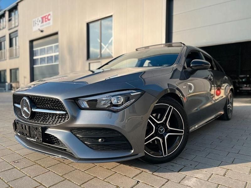 Gebraucht Mercedes CLA180 Shooting Brake AMG 136 PS (100 kW) 2020 Grau Kombi