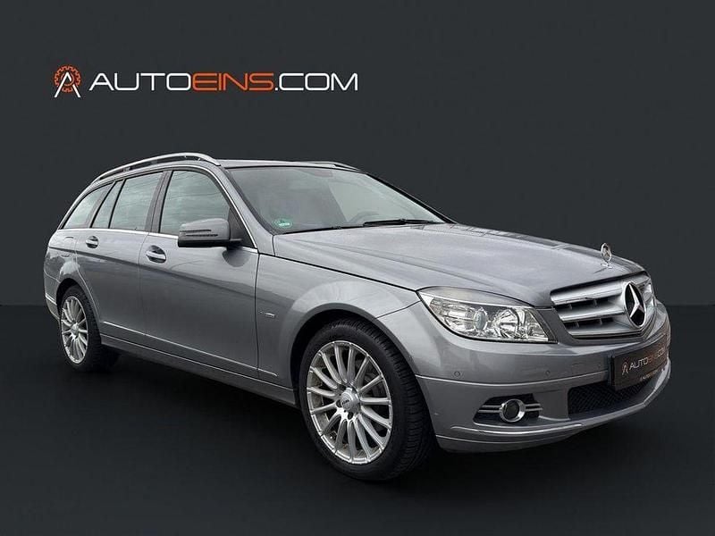 Gebraucht Mercedes C180 156 PS (114 kW) 2011 Silber Limousine