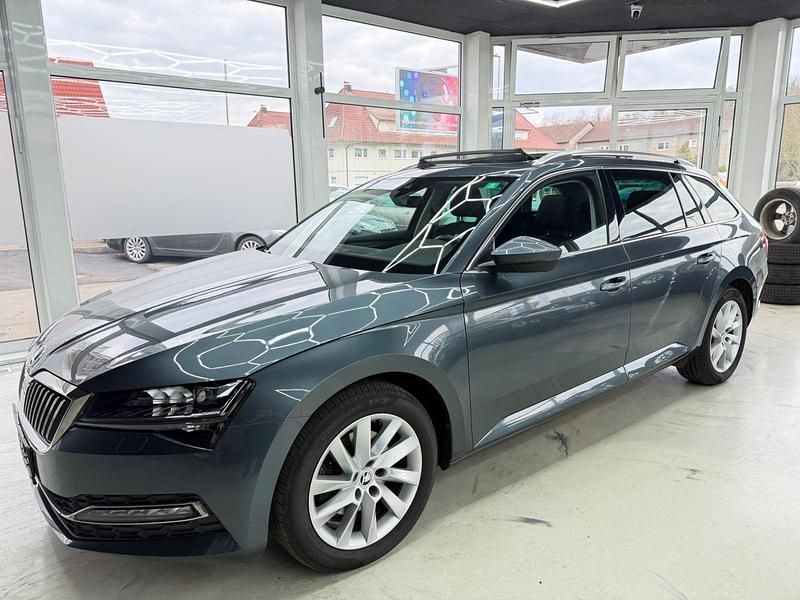 Gebraucht Skoda Superb Style 190 PS (139 kW) 2019 Grau Kombi