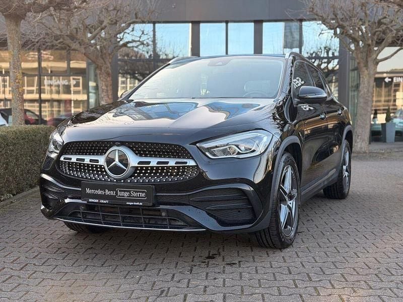 Gebraucht Mercedes GLA250 AMG 160 PS (117 kW) 2021 Schwarz SUV