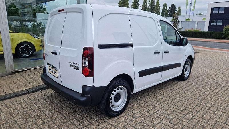Gebraucht Peugeot Partner Premium 99 PS (72 kW) 2018 Weiss banquise Van / Kleinbus