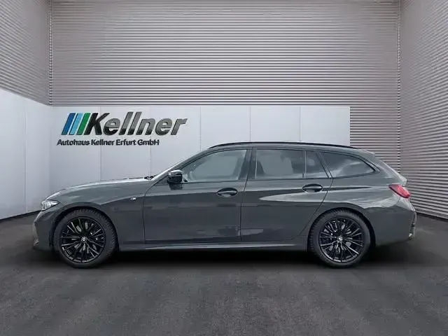 Gebraucht BMW M340 M Sport 377 PS (277 kW) 2025 Grau Limousine