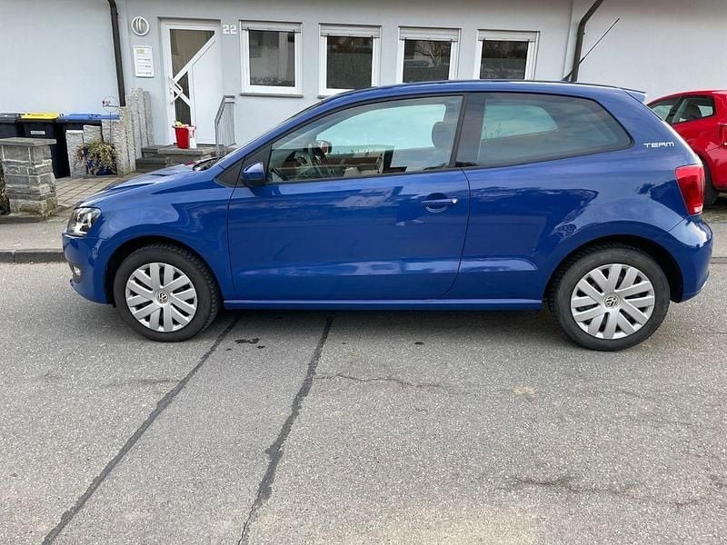 Gebraucht VW Polo Team 86 PS (63 kW) 2010 Blau Kleinwagen