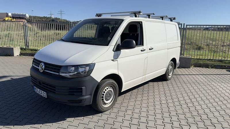 Second-hand VW Transporter 150 CP (110 kW) 2018 Alb Van