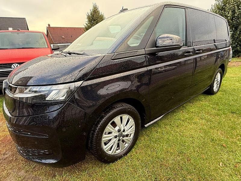 Schwarz Gebraucht 2024 VW T7 Van | 52.300 € (Guter Preis) - Bild 1/4
