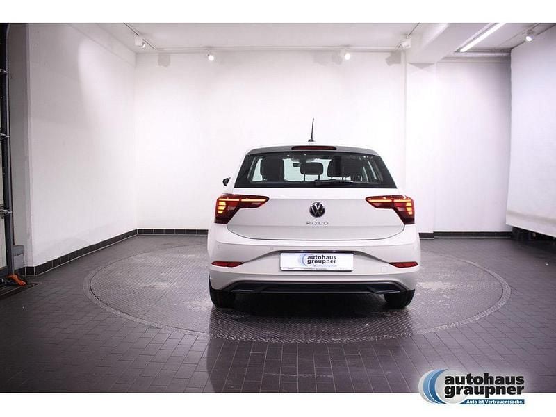 Gebraucht VW Polo 80 PS (58 kW) 2026 Grau / ascotgrau Kleinwagen