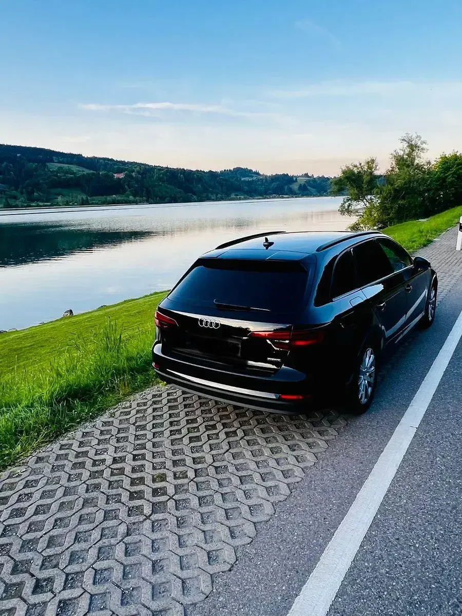 Gebraucht Audi A4 190 PS (139 kW) 2018 Schwarz Kombi