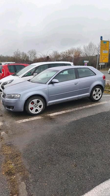 Usata Audi A3 140 CV (102 kW) 2004 Argento Utilitaria