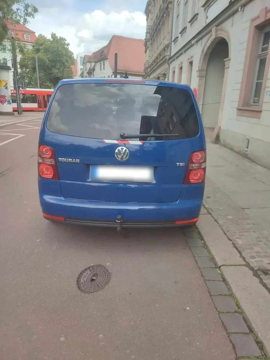 Gebraucht VW Touran 140 PS (102 kW) 2010 Blau Van / Kleinbus