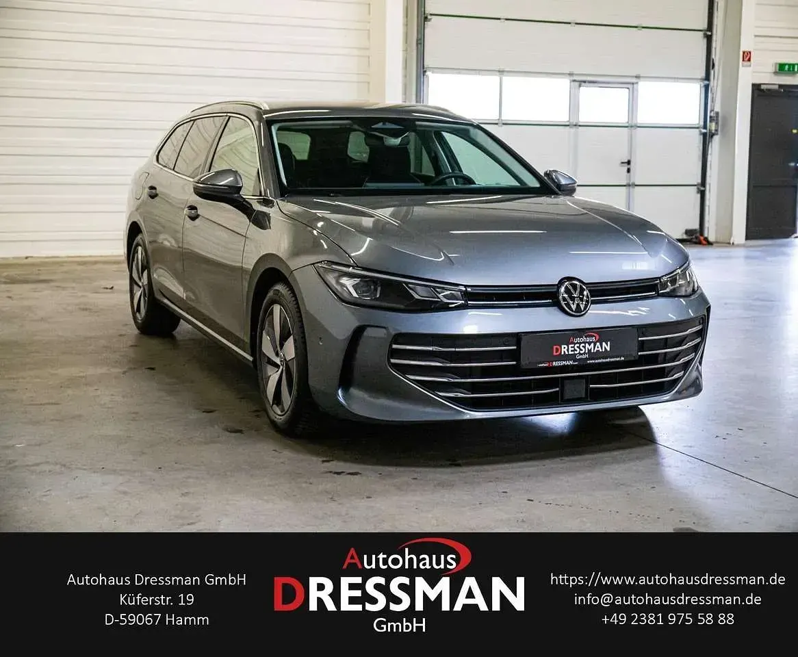 Gebraucht VW Passat Business 150 PS (110 kW) 2025 Diabasgrau metallic Kombi