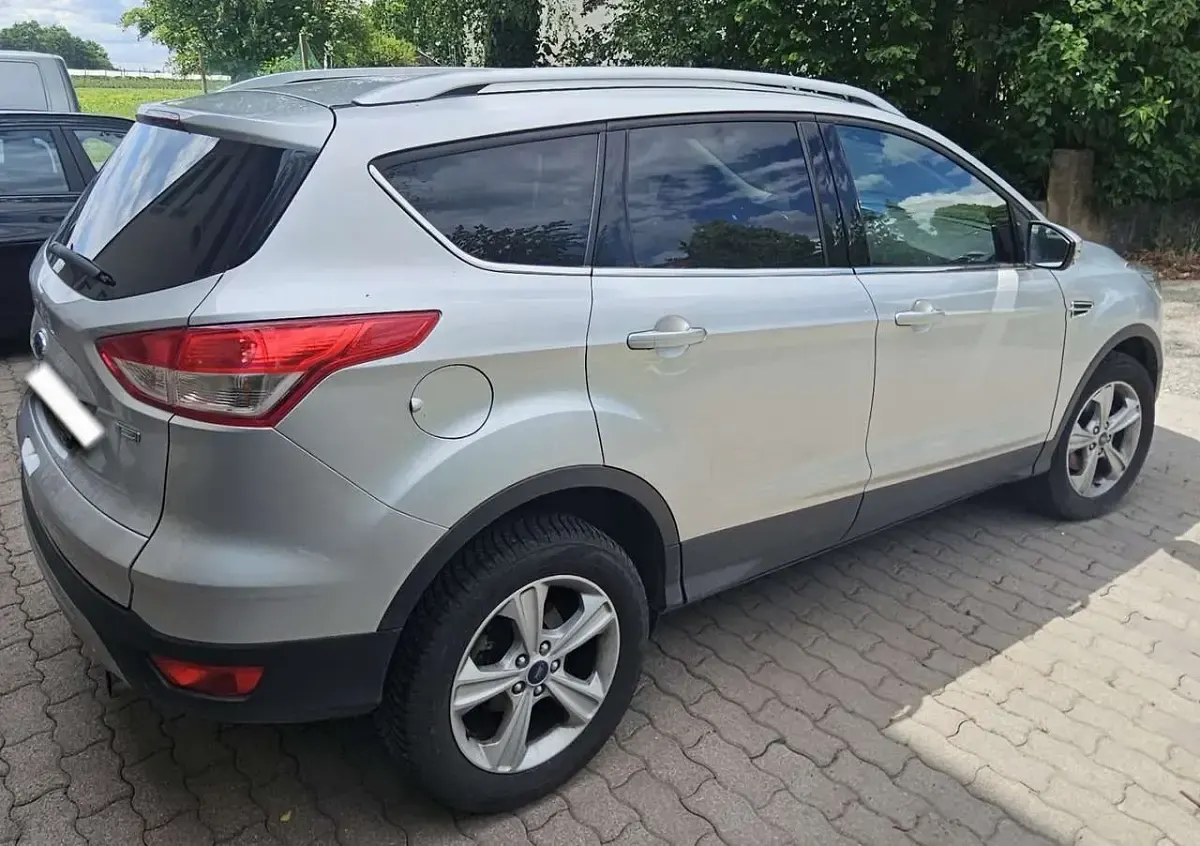Gebraucht Ford Kuga Trend 150 PS (110 kW) 2014 SUV