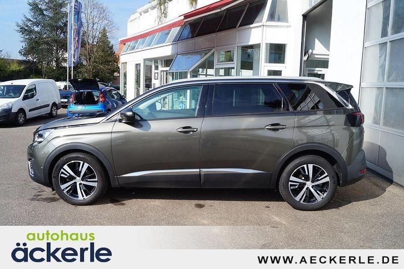 Gebraucht Peugeot 5008 Allure 131 PS (96 kW) 2019 Lackierung smart grey/ klarlac SUV