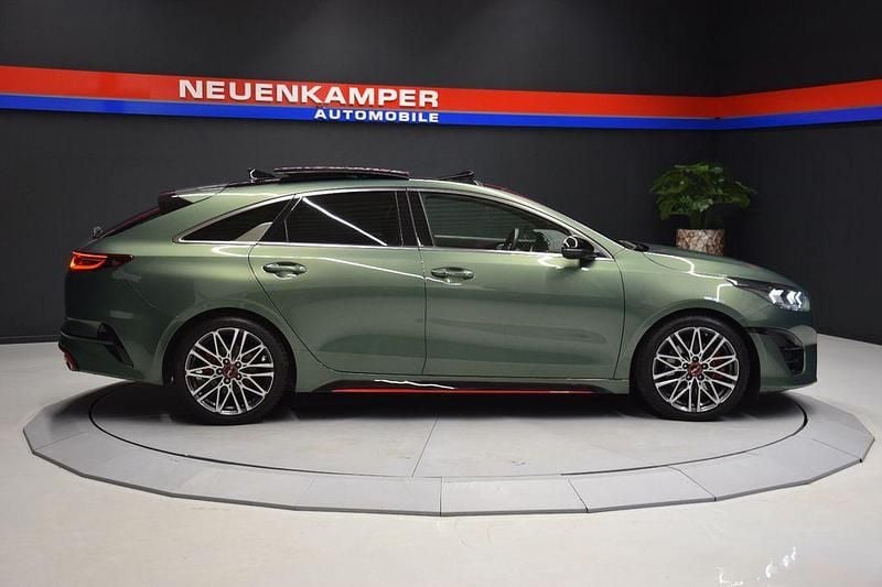 Gebraucht Kia Ceed GT GT 204 PS (150 kW) 2023 Grün Limousine