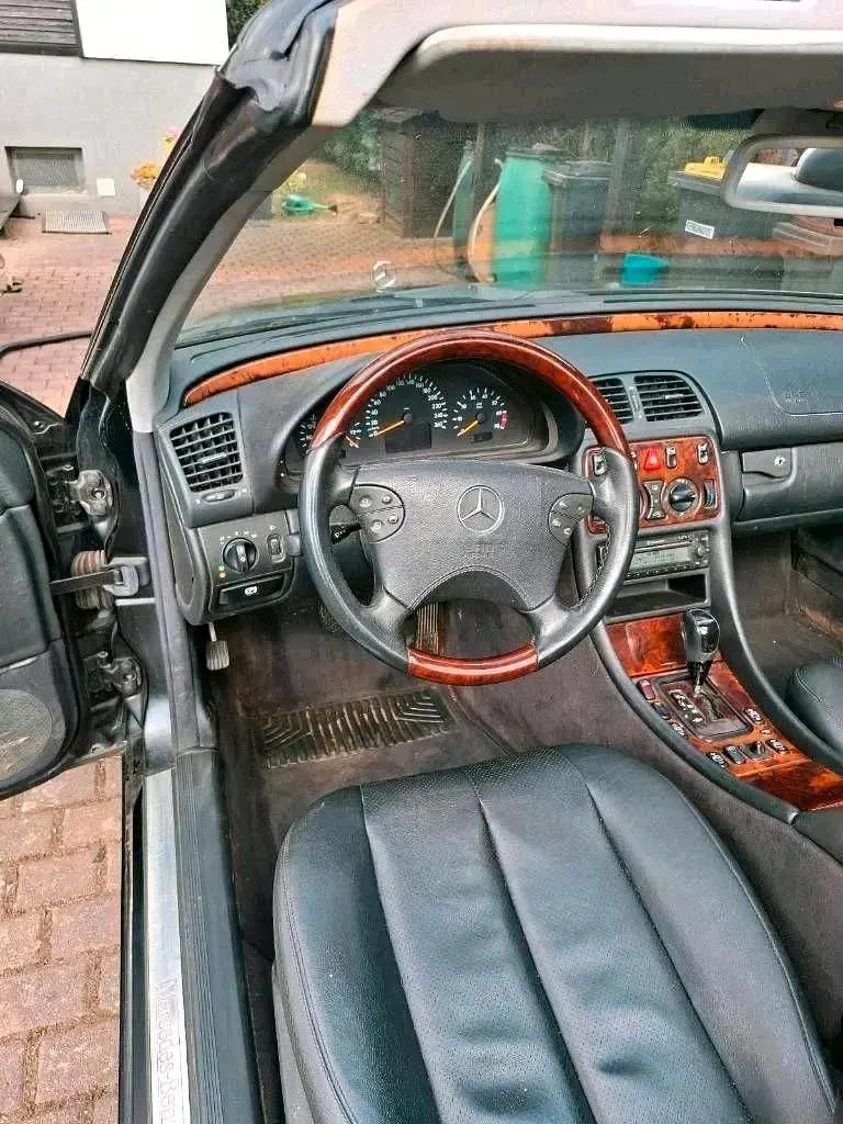 Gebraucht Mercedes CLK230 193 PS (141 kW) 2003 Schwarz Cabrio
