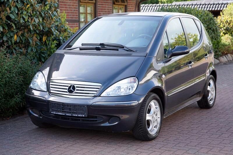 Schwarz Gebraucht 2002 Mercedes A170 Avantgarde Limousine | 2.450 € (Fairer Preis) - Bild 1/4